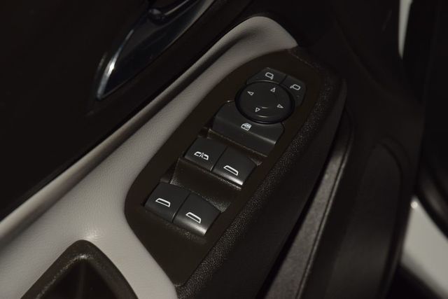 2020 Chevrolet Equinox LS - Photo 42