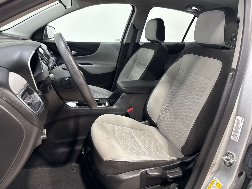 2020 Chevrolet Equinox FWD 4dr LS w/1LS - 22982925 - 25