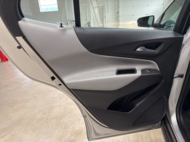 2020 Chevrolet Equinox FWD 4dr LS w/1LS - 22982925 - 32