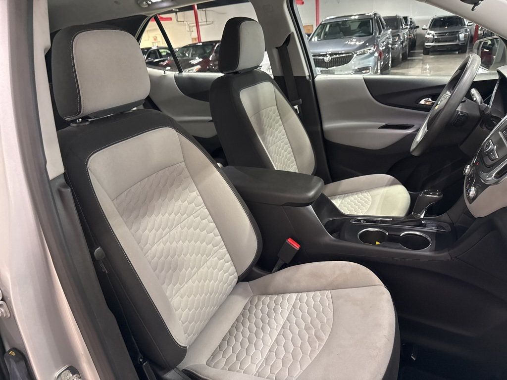 2020 Chevrolet Equinox FWD 4dr LS w/1LS - 22982925 - 40