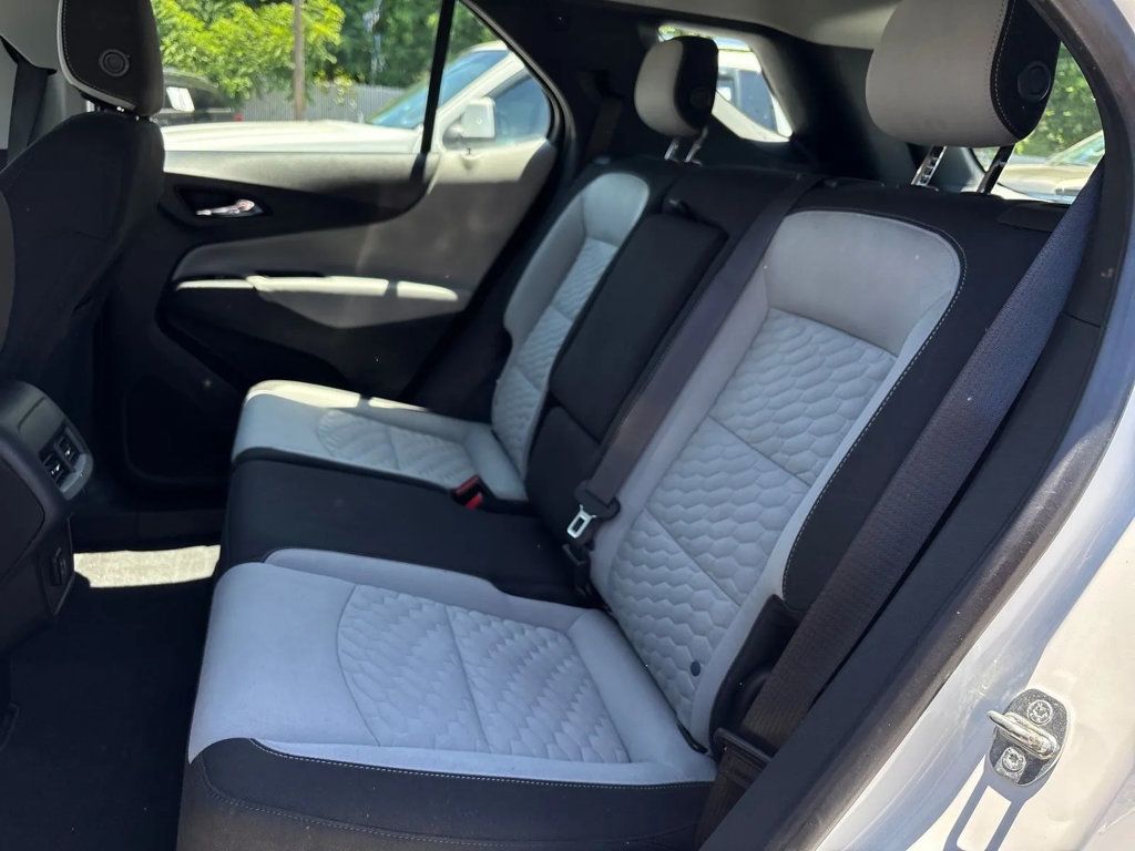 2020 Chevrolet Equinox FWD 4dr LS w/1LS - 23041560 - 12