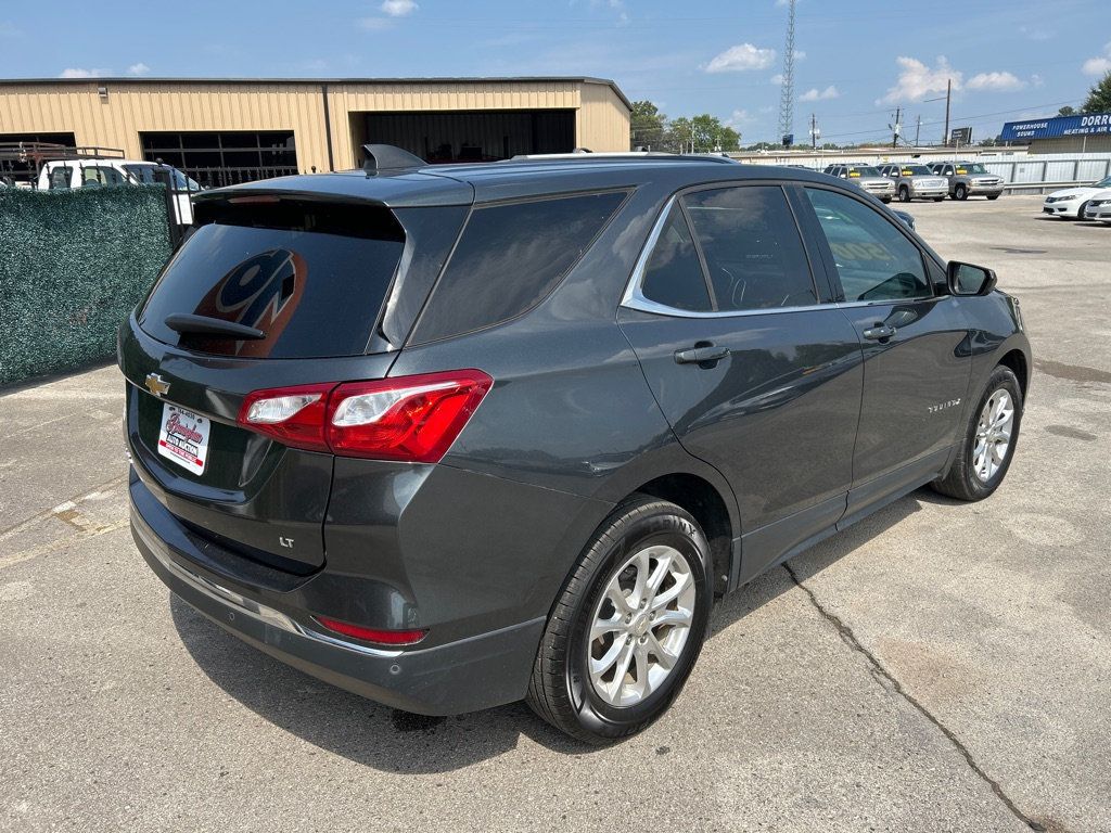 2020 Chevrolet Equinox photo 2