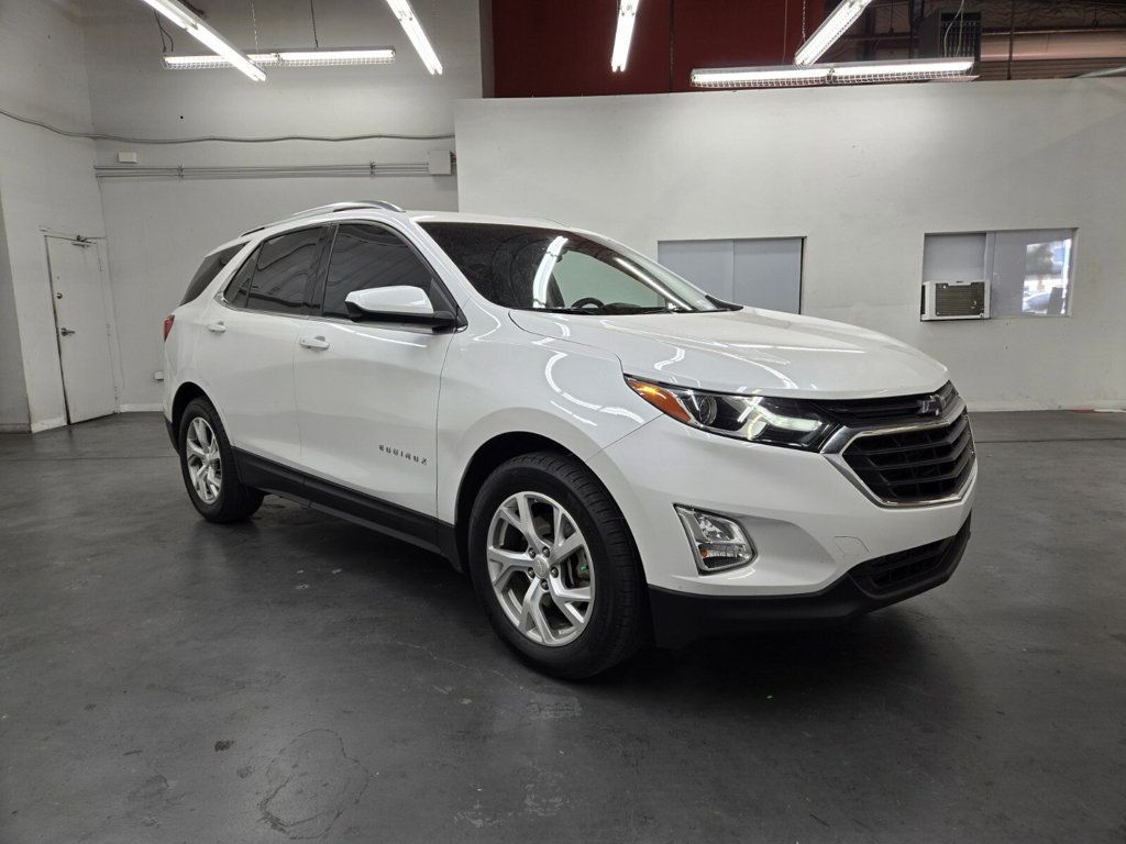 2020 Chevrolet Equinox LT photo 3