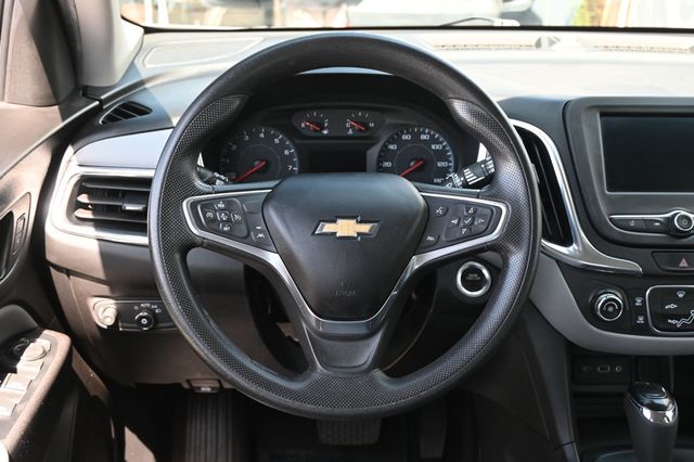 2020 Chevrolet Equinox LS - 23045166 - 10