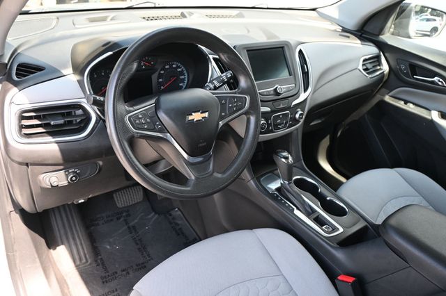 2020 Chevrolet Equinox LS - 23045166 - 7