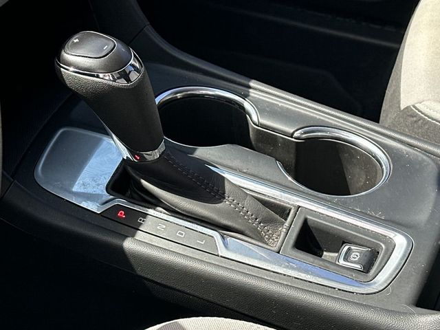 2020 Chevrolet Equinox LS - 23045256 - 18