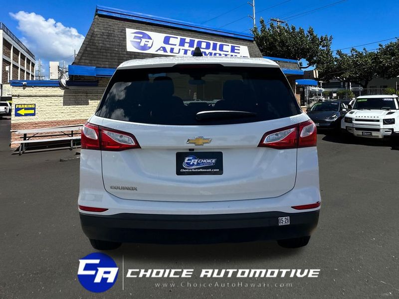 2020 Chevrolet Equinox LS - 23045256 - 6