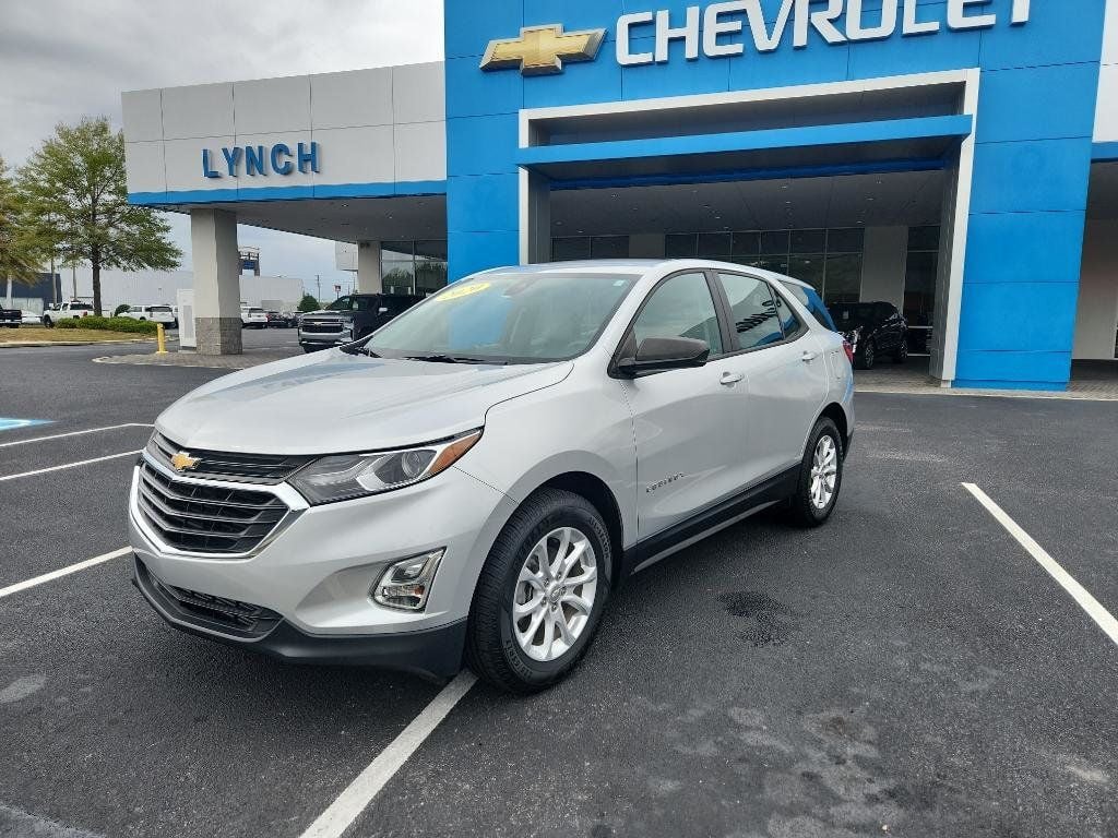 2020 Chevrolet Equinox LS - 22657056 - 0