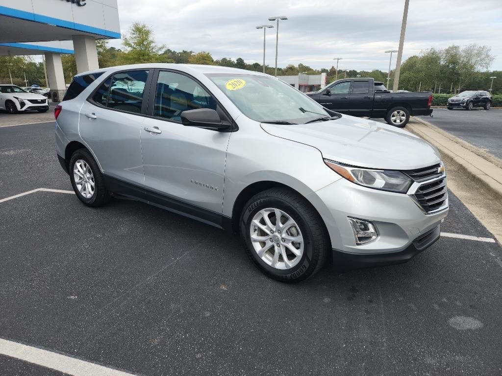 2020 Chevrolet Equinox LS - 22657056 - 2