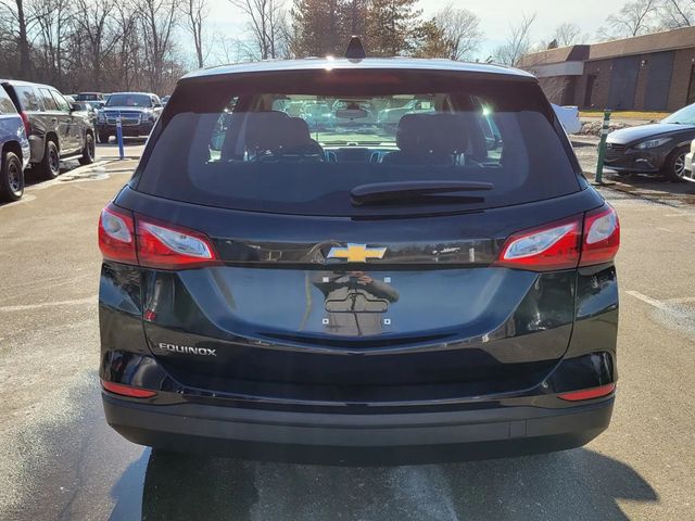2020 Chevrolet Equinox LS Sport Utility 4D - 23001217 - 10