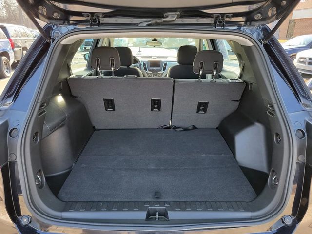 2020 Chevrolet Equinox LS Sport Utility 4D - 23001217 - 11