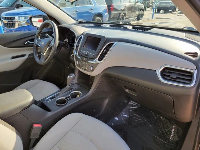 2020 Chevrolet Equinox LS Sport Utility 4D - 23001217 - 17