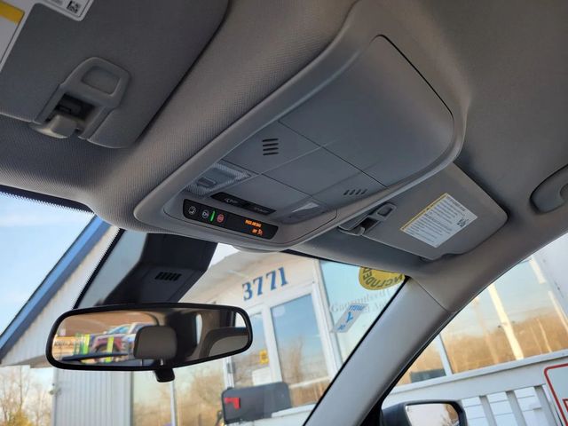 2020 Chevrolet Equinox LS Sport Utility 4D - 23001217 - 24