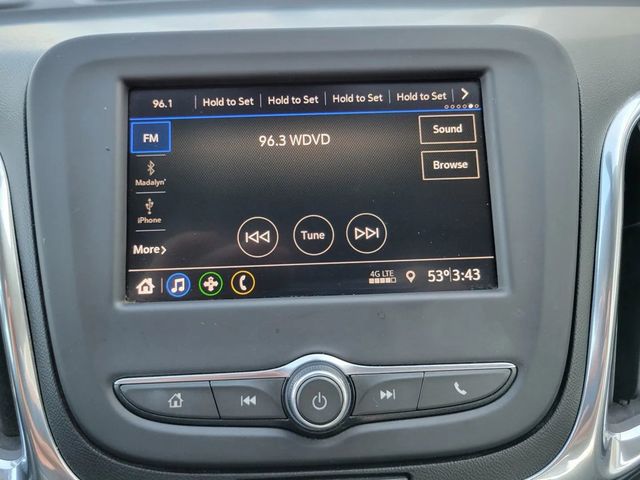 2020 Chevrolet Equinox LS Sport Utility 4D - 23001217 - 27