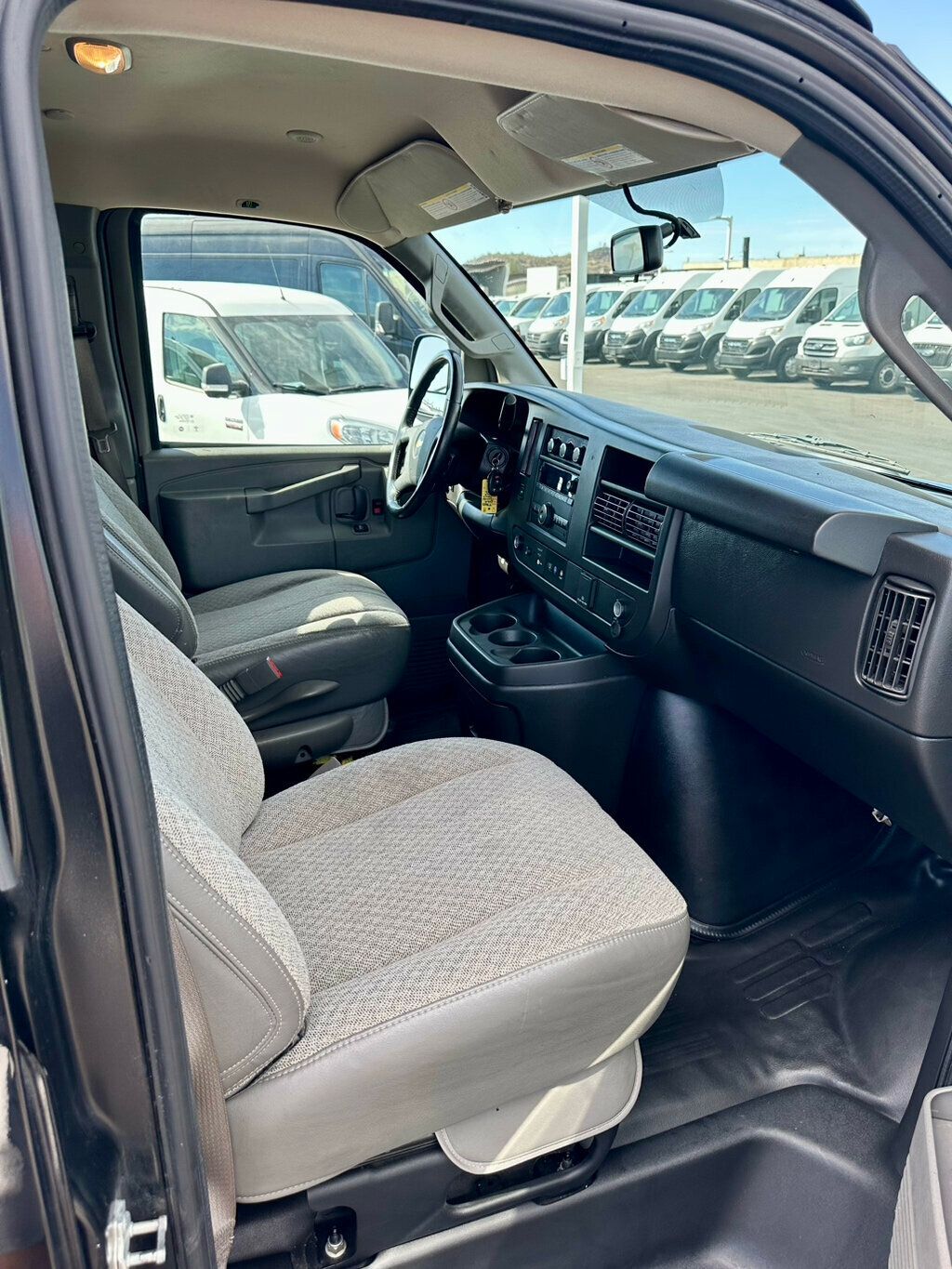 2020 Chevrolet Express Cargo Van 2500 photo 7