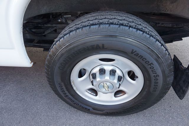 2020 Chevrolet Express Cargo Van 3500, LEATHER SEATS, BACKUP CAMERA, OPEN CARGO SPACE - 23057044 - 12