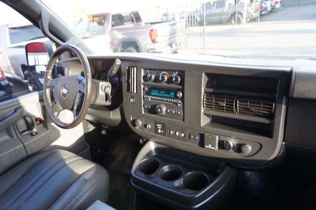 2020 Chevrolet Express Cargo Van 3500, LEATHER SEATS, BACKUP CAMERA, OPEN CARGO SPACE - 23057044 - 29