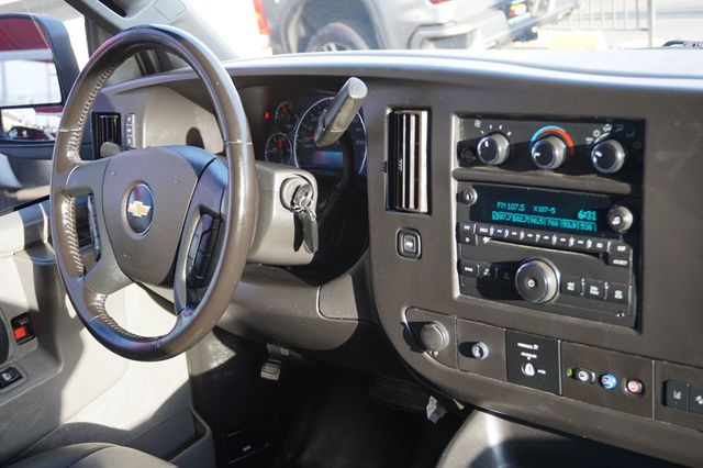 2020 Chevrolet Express Cargo Van 3500, LEATHER SEATS, BACKUP CAMERA, OPEN CARGO SPACE - 23057044 - 30