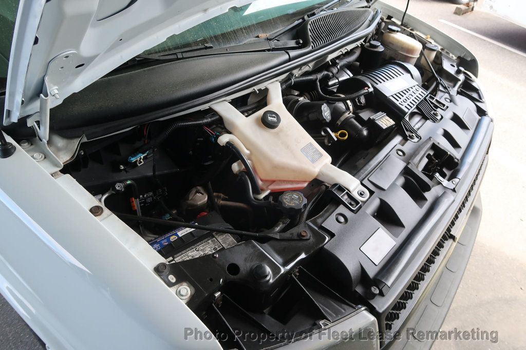 2020 Chevrolet Express Cargo Van Express 2500 135" Cargo Van - 22999656 - 33