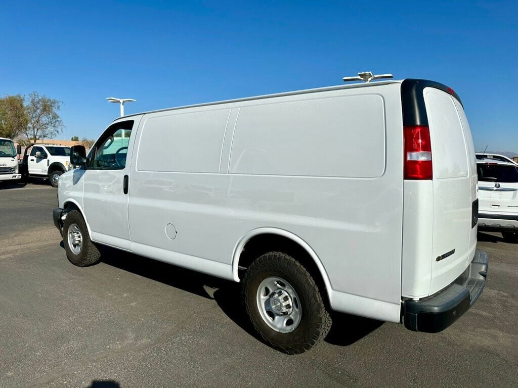 2020 Chevrolet Express Cargo Van RWD 2500 135" - 22468307 - 2