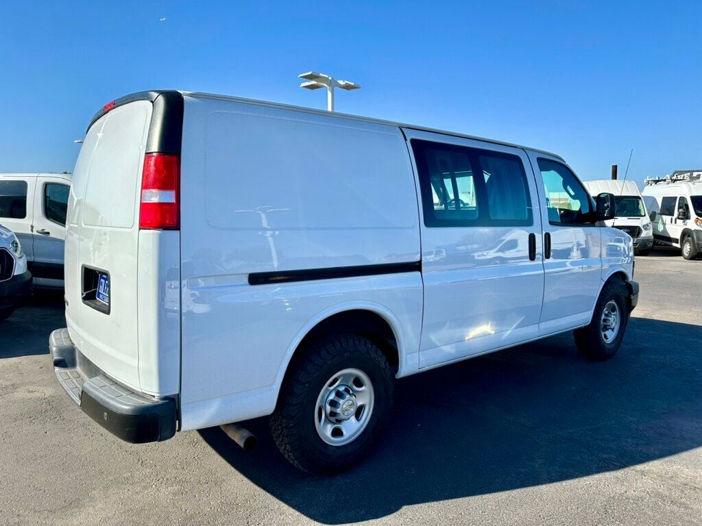 2020 Chevrolet Express Cargo Van RWD 2500 135" - 22468307 - 3