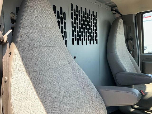 2020 Chevrolet Express Cargo Van RWD 2500 135" - 22995921 - 34