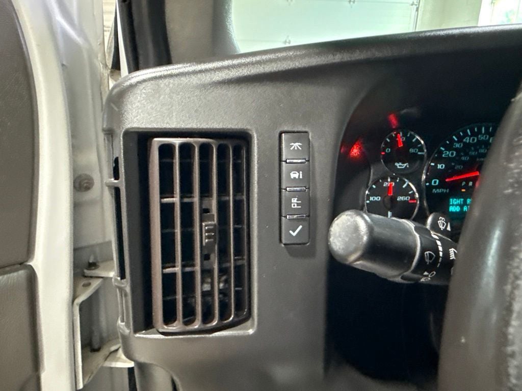 2020 Chevrolet Express Cargo Van RWD 2500 135" - 23040346 - 13