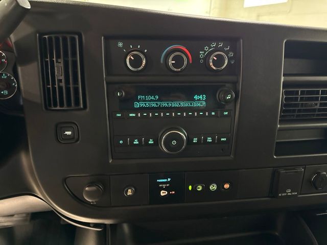 2020 Chevrolet Express Cargo Van RWD 2500 135" - 23040346 - 15
