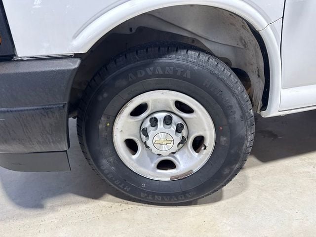 2020 Chevrolet Express Cargo Van RWD 2500 135" - 23040346 - 1