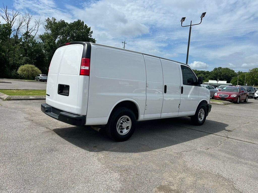 2020 Chevrolet Express Cargo Van RWD 2500 135" - 22881640 - 4