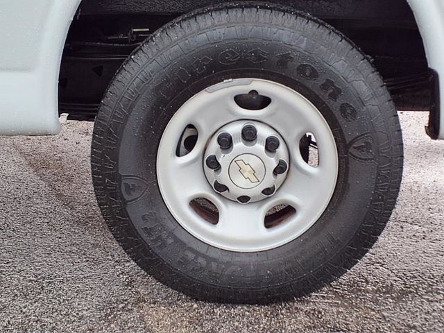2020 Chevrolet Express Cargo Van RWD 2500 135" - 22858948 - 42