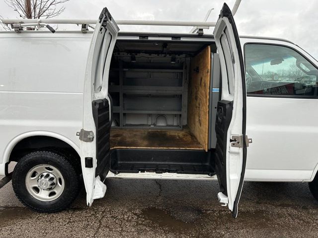 2020 Chevrolet Express Cargo Van RWD 2500 135" - 23005509 - 16
