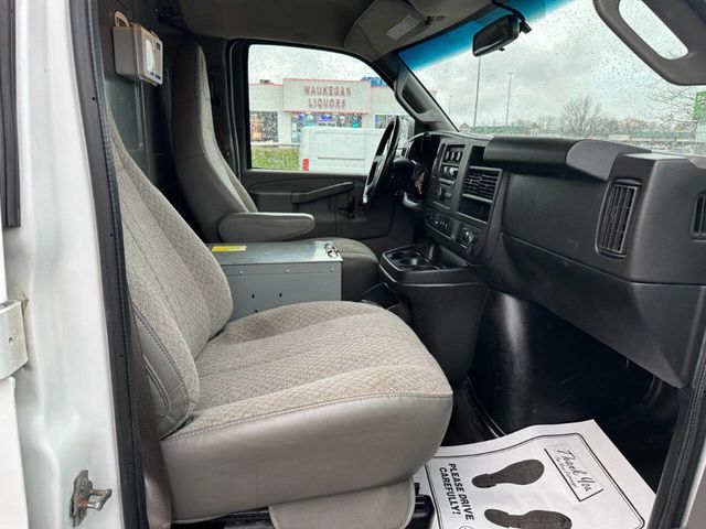 2020 Chevrolet Express Cargo Van RWD 2500 135" - 23005509 - 19