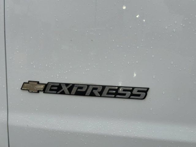 2020 Chevrolet Express Cargo Van RWD 2500 135" - 23005509 - 28