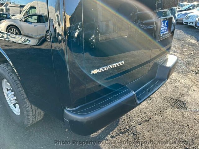 2020 Chevrolet Express Cargo Van RWD 2500 135" - 22767533 - 18