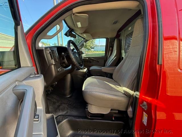 2020 Chevrolet Express Cargo Van RWD 3500 135" - 23091475 - 7