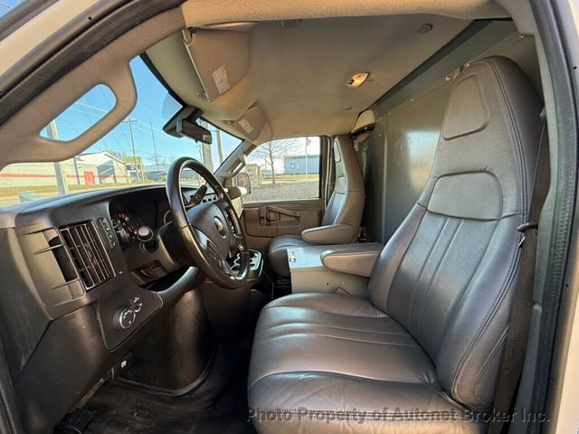 2020 Chevrolet Express Cargo Van RWD 3500 155" - 22968676 - 10