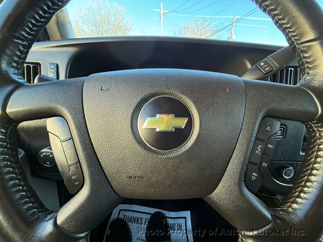 2020 Chevrolet Express Cargo Van RWD 3500 155" - 22968676 - 12