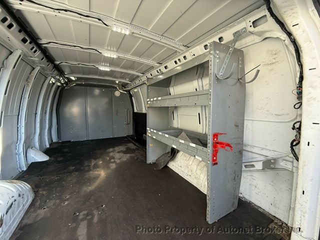 2020 Chevrolet Express Cargo Van RWD 3500 155" - 22968676 - 26