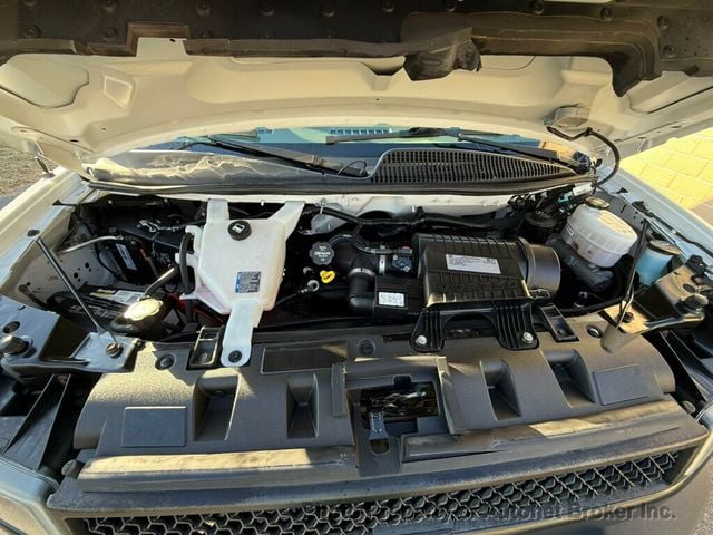 2020 Chevrolet Express Cargo Van RWD 3500 155" - 22968676 - 29