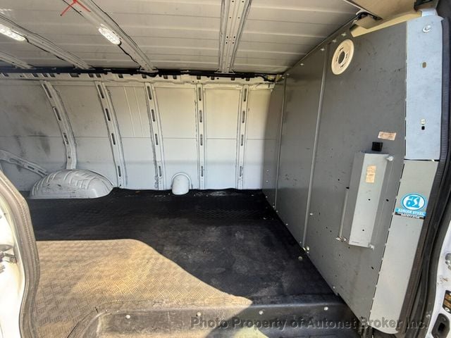 2020 Chevrolet Express Cargo Van RWD 3500 155" - 23016236 - 27