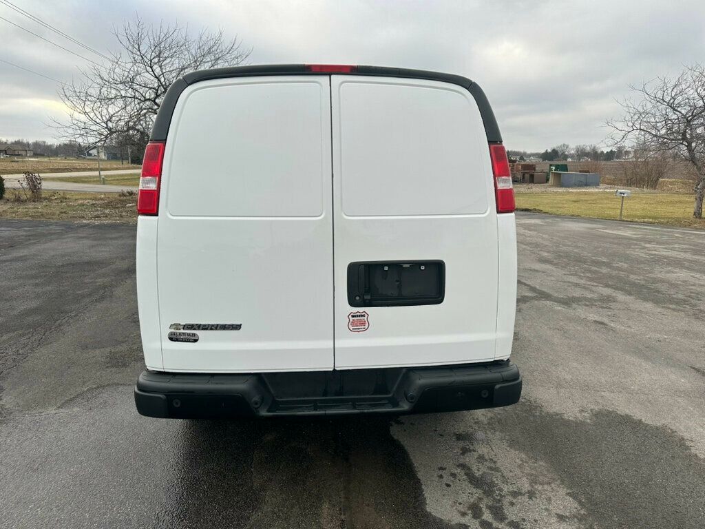 2020 Chevrolet Express Cargo Van RWD 3500 155" - 22964538 - 3