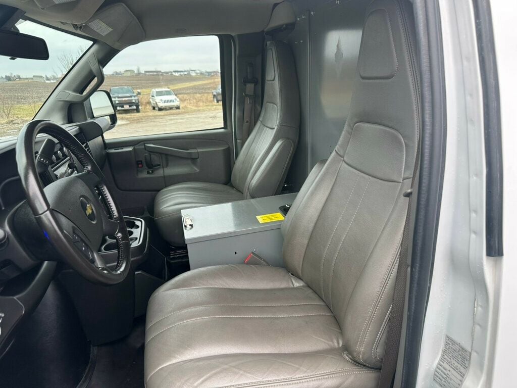 2020 Chevrolet Express Cargo Van RWD 3500 155" - 22964538 - 8