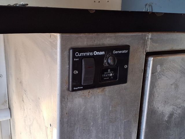 2020 Chevrolet Express Commercial Cutaway 3500 Van 139" - 22921587 - 28