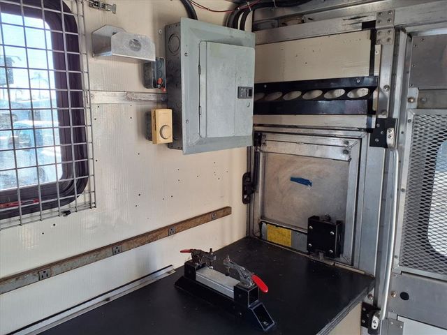 2020 Chevrolet Express Commercial Cutaway 3500 Van 139" - 22921587 - 29