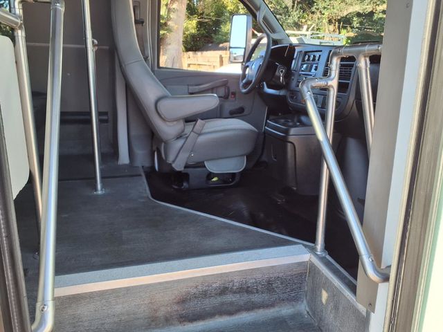 2020 Chevrolet Express Commercial Cutaway 3500 Van 159" - 23097655 - 8