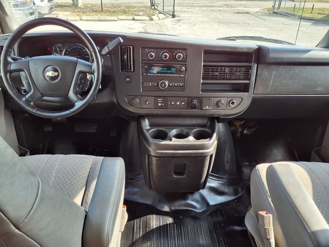 2020 Chevrolet Express Commercial Cutaway 4500 Van 177" - 23025911 - 9