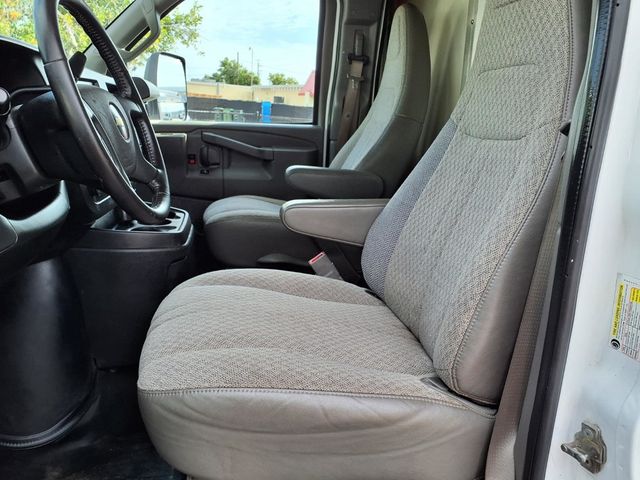 2020 Chevrolet Express Commercial Cutaway 4500 Van 177" - 23025911 - 13