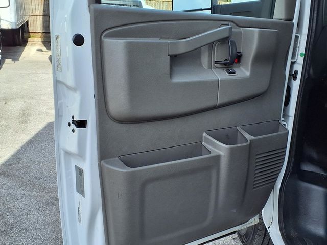 2020 Chevrolet Express Commercial Cutaway 4500 Van 177" - 23025911 - 14