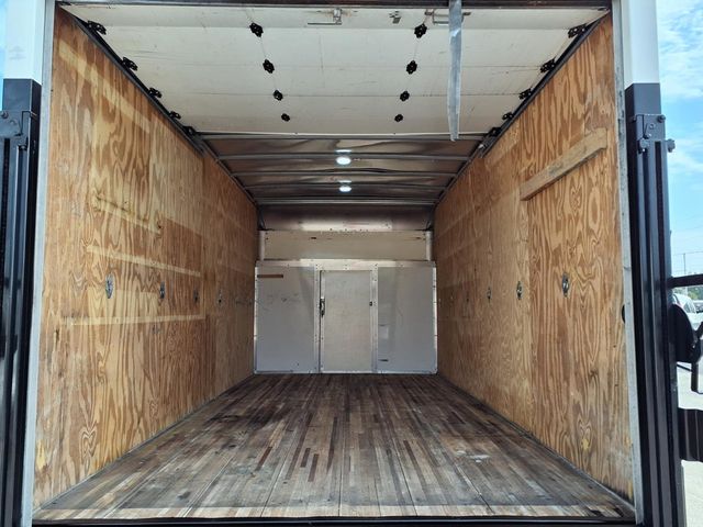 2020 Chevrolet Express Commercial Cutaway 4500 Van 177" - 23025911 - 19